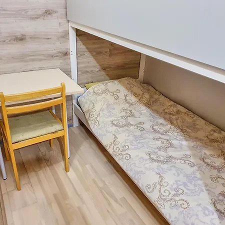 Tokyo Vibes - Private Sleeping Pods Hostel, Self Check-in Хостел