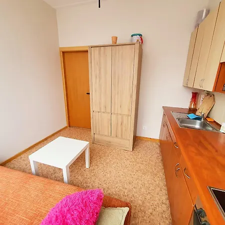 Tokyo Vibes - Private Sleeping Pods Hostel, Self Check-in Хостел *