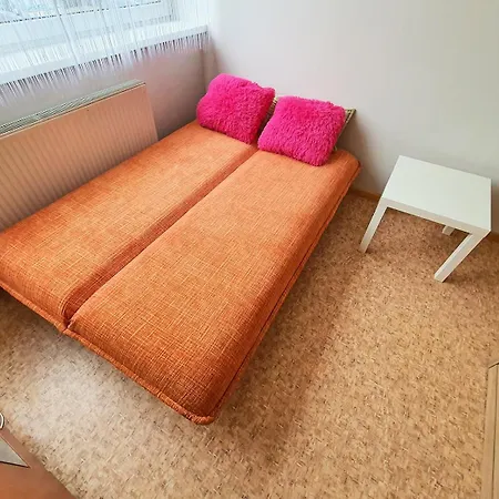 Tokyo Vibes - Private Sleeping Pods Hostel, Self Check-in