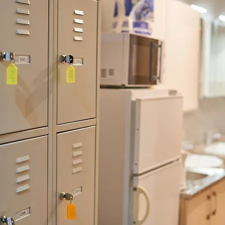 Хостел Tokyo Vibes - Private Sleeping Pods Hostel, Self Check-in