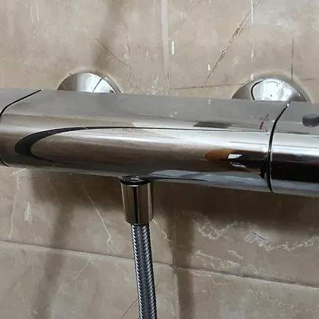 Хостел Tokyo Vibes - Private Sleeping Pods Hostel, Self Check-in Вильнюс