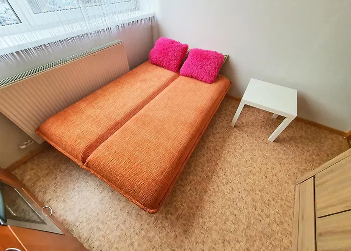 Tokyo Vibes - Private Sleeping Pods Hostel, Self Check-in