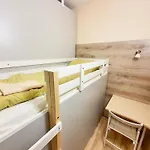 Tokyo Vibes - Private Sleeping Pods Hostel, Self Check-in