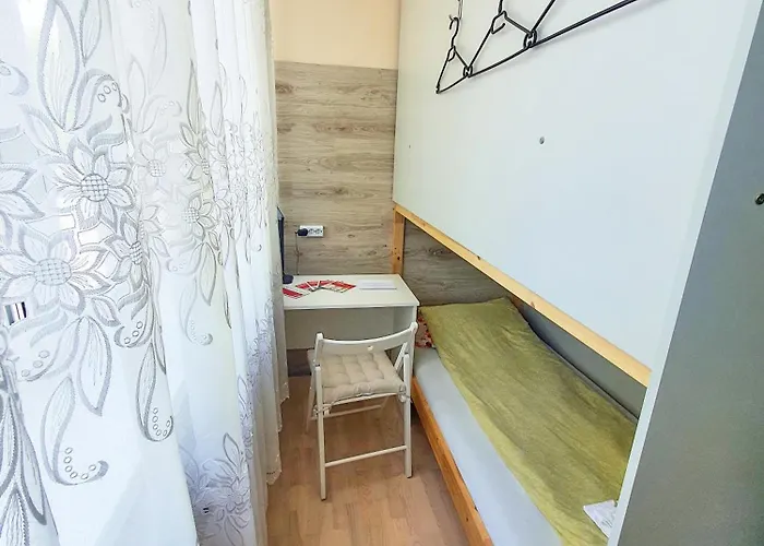 Tokyo Vibes - Private Sleeping Pods Hostel, Self Check-in * Vilna