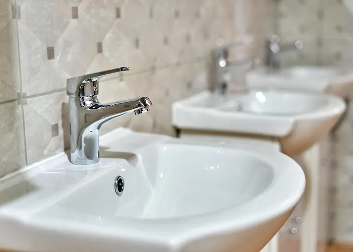 Tokyo Vibes - Private Sleeping Pods Hostel, Self Check-in Vilna