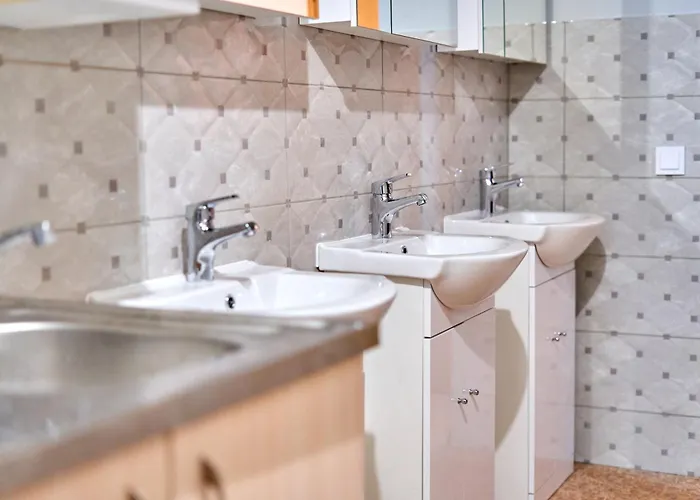 Tokyo Vibes - Private Sleeping Pods Hostel, Self Check-in Vandrerhjem *